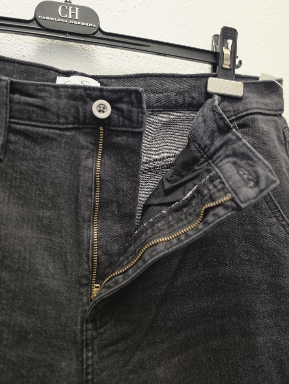Jessica Simpson Washed Black Cargo Jeans - Picture 6 of 14